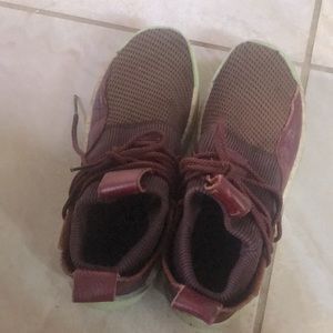 ADIDAS HARDEN BASKETBALL SHOES RED SIZE 10.5